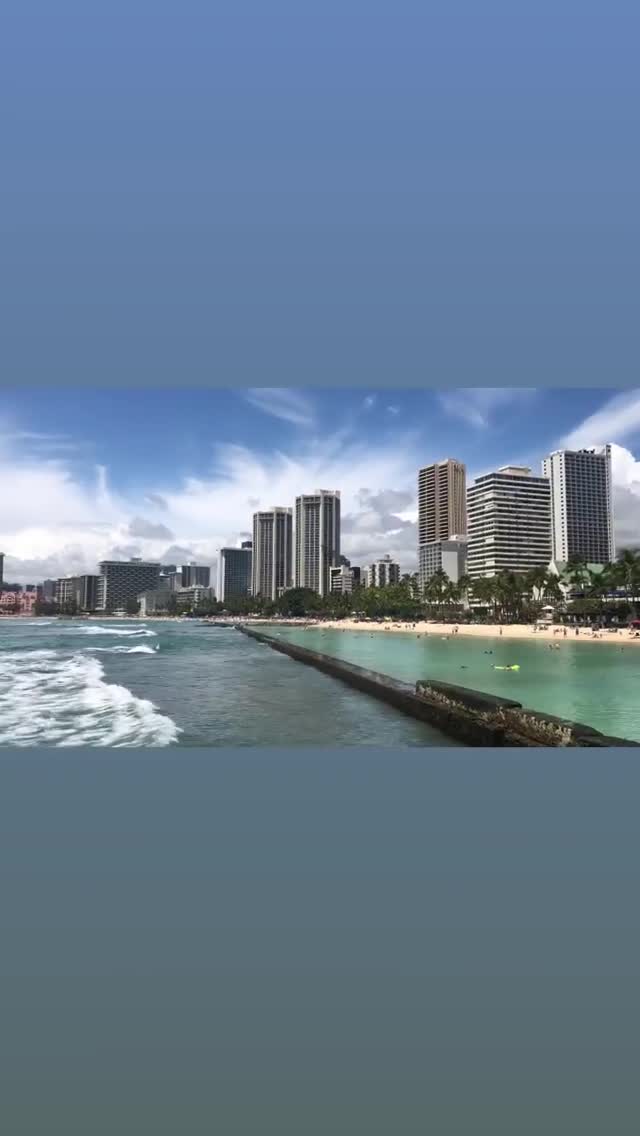 Vanessa Rallonza Unveils Honolulu's Coastal Wonders (Video)
